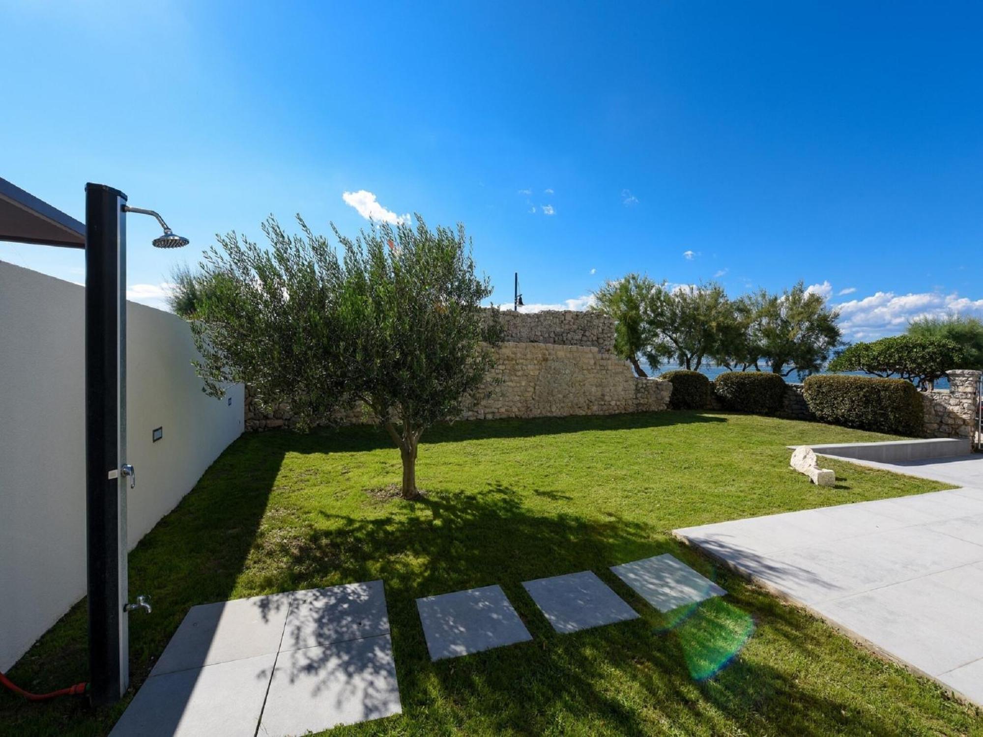 Modern Villa In Nin With Terrace Luaran gambar